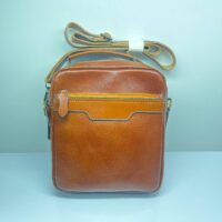 کیف چرم طبیعی دوشی مردانه عسلی