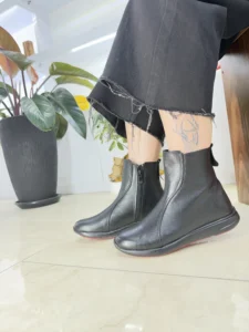 نیم بوت تمام چرم زنانه کد 2010